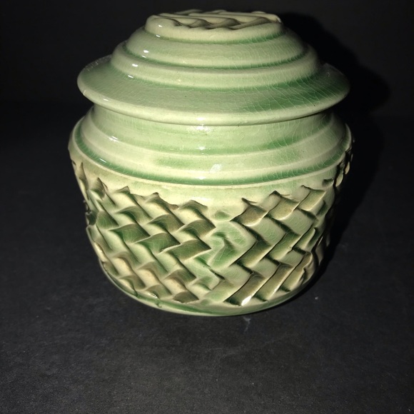 Art Pottery Container Art Deco Sage Light Green Textured Artist Signed - Picture 5 of 8